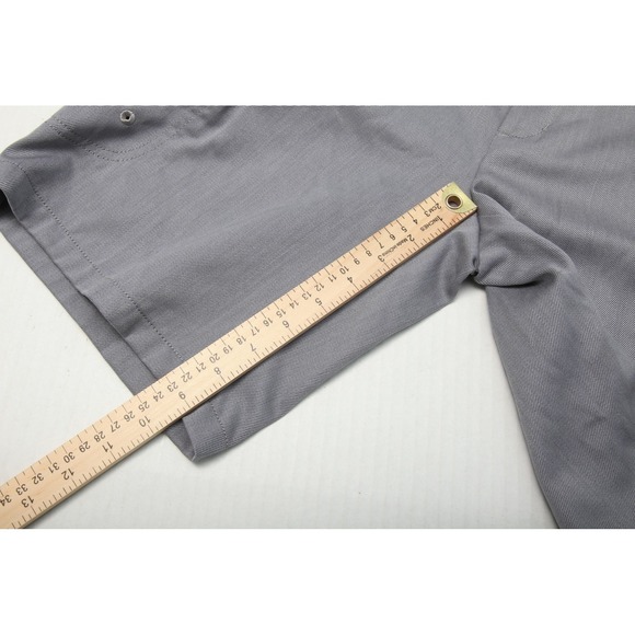 Icebreaker Shorts Womens 26 Merino Wool Blend Outdoor Hiking Utility Pockets - Picture 10 of 11